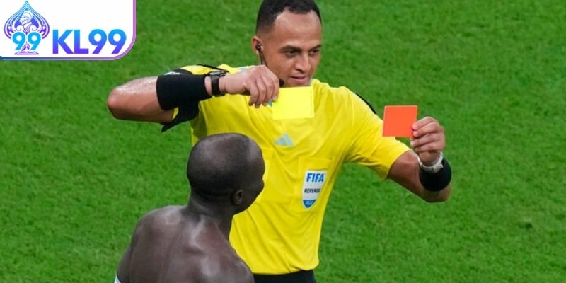 Hiểu đúng về kèo thẻ phạt KL99
